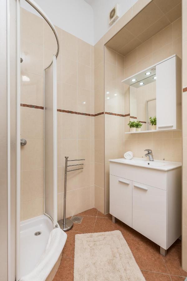 Wien Apartment Rijeka Bagian luar foto