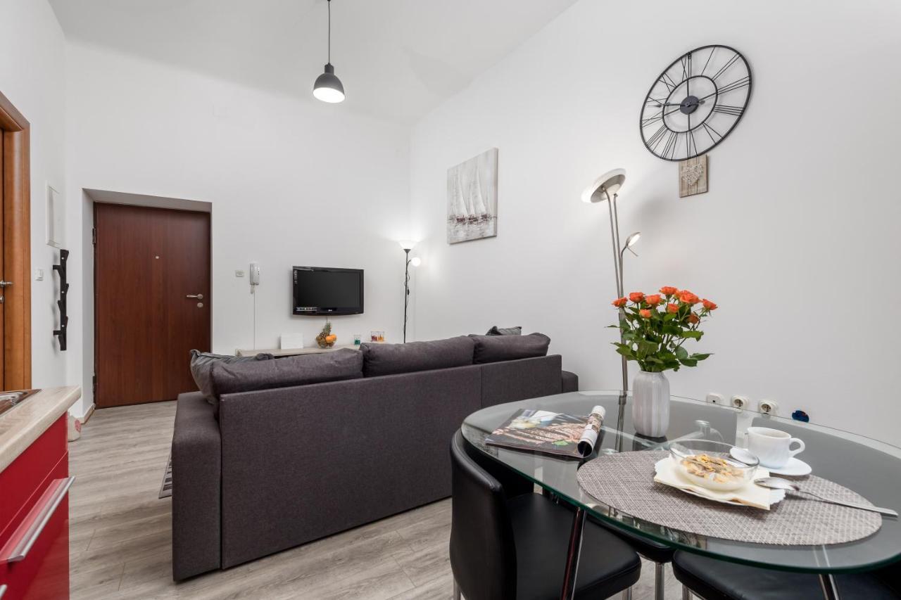 Wien Apartment Rijeka Bagian luar foto