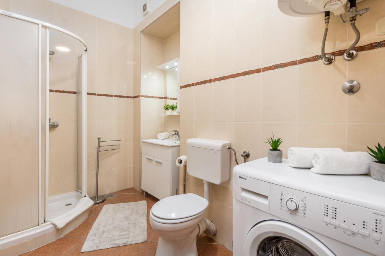 Wien Apartment Rijeka Bagian luar foto